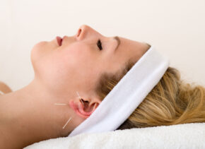 Ich nutze Reiki, Sen-Energiearbeit, bioenergetische Methoden und geistiges Heilen.